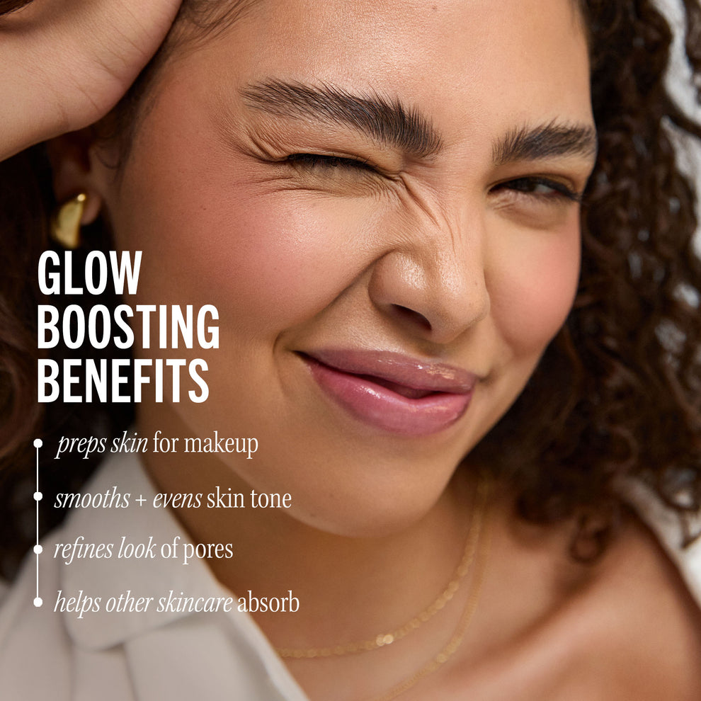 Discos faciales radiantes First Aid Beauty con ácidos glicólico y láctico