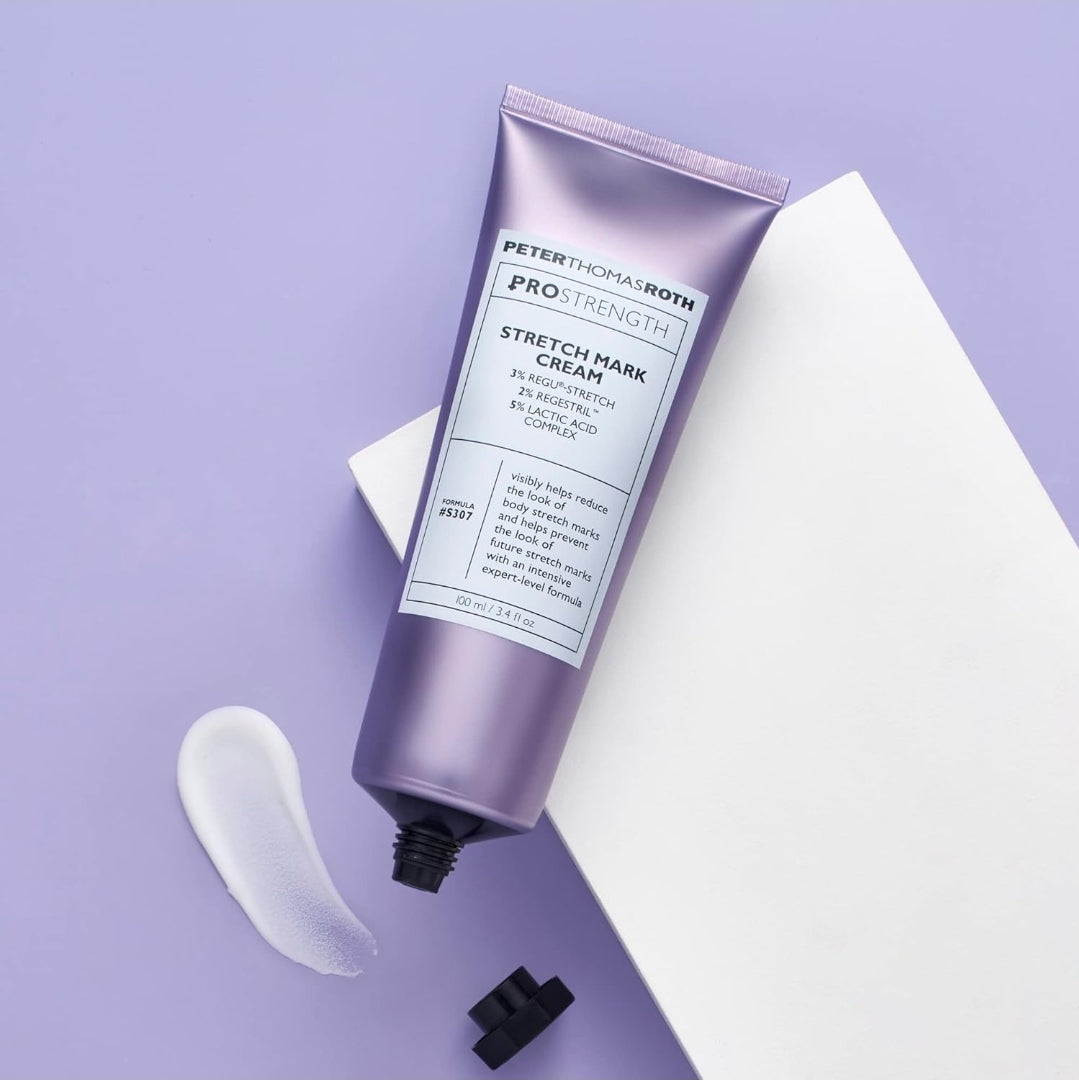 Crema antiestrías Peter Thomas Roth PRO Strength: tratamiento para estrías corporales, tono y textura desiguales, hidratante.