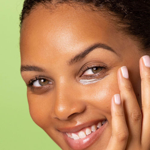 Crema iluminadora para ojos con niacinamida y cafeína Kopari