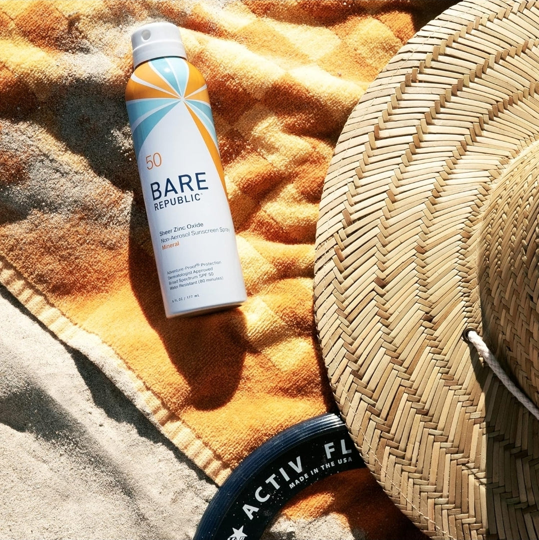 Protector solar mineral en aerosol FPS 50 de Bare Republic