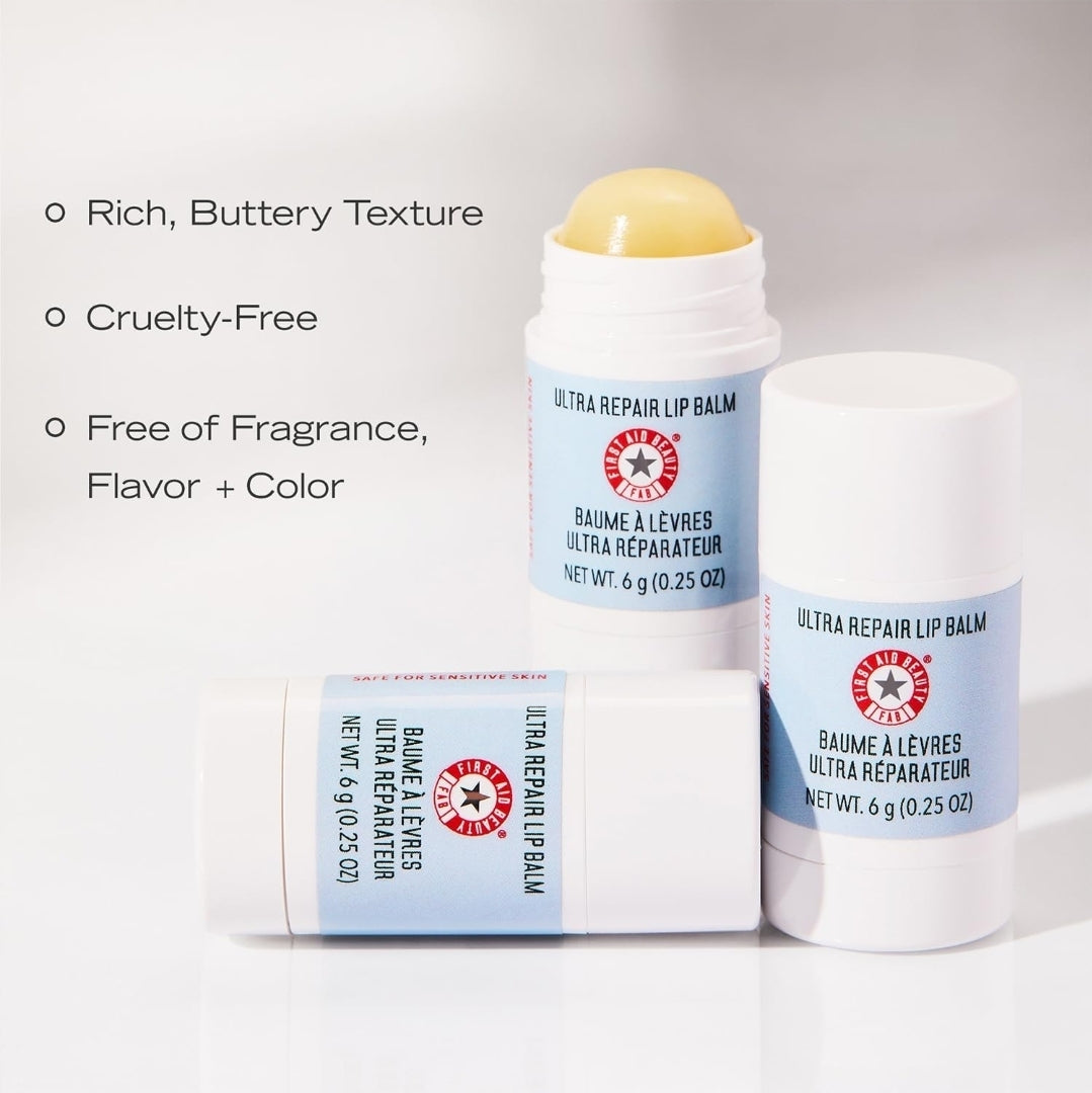 First Aid Beauty Ultra Repair Lip Balm - Instant Hydration and Moisture for Soft, Supple & Plump Lips, Concentrated Formula of Botanical Oils, Butters & Waxes