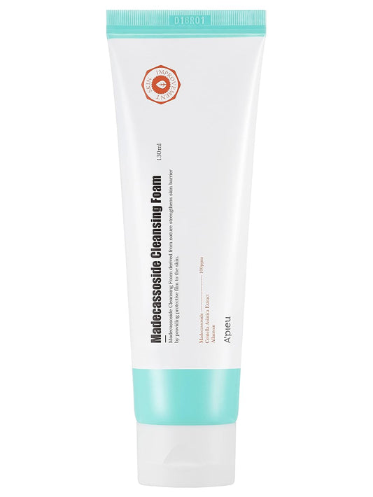 A'pieu Madecassoside Cleansing Foam - Treats damaged skin from dryness