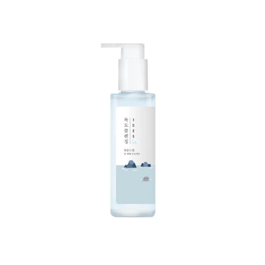 Round Lab 1025 Dokdo Cleansing Gel features a low pH formula and plant-derived ingredients, creating dense foams that effectively remove skin waste