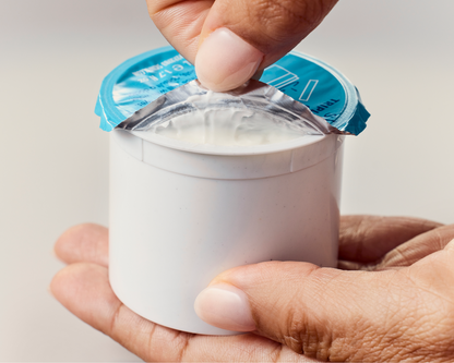 Crema triple lípido-péptido Skinfix: depósito de ácido hialurónico y algas rojas, hidratación instantánea y duradera.