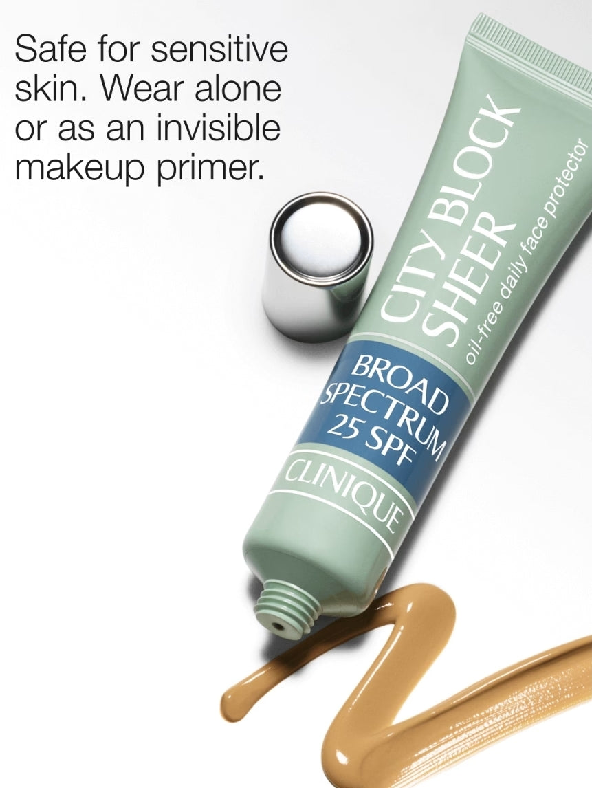 Protector facial diario Clinique City Block Sheer Oil-Free con FPS 25 de amplio espectro - Ligeramente teñido