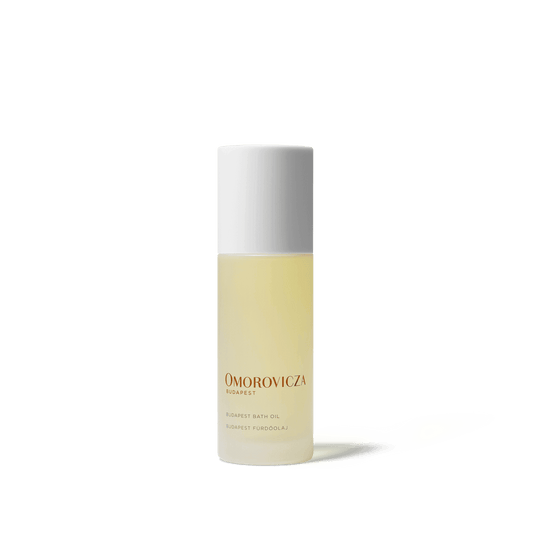Omorovicza Budapest Bath Oil - A silky bath oil with aromatherapeutic essential oils to calm, balance and soothe