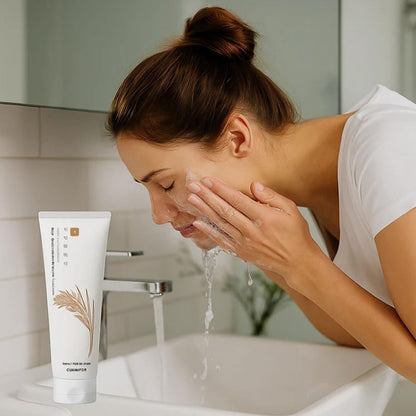 Glamfox Rice Niacinamide Foam Cleanser - Hydrating & Brightening Face Wash, Alcohol-Free, with Rice Bran Water & Ferment