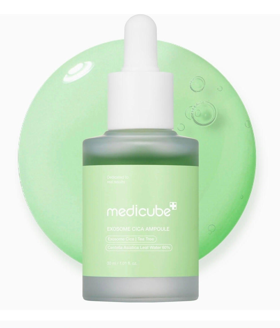 Medicube-Exosome Cica Serum - Enriquecido con 12 tipos de ingredientes de Cica y 2% de niacinamida, ofrece un efecto calmante para la piel irritada e ilumina la piel oscura.